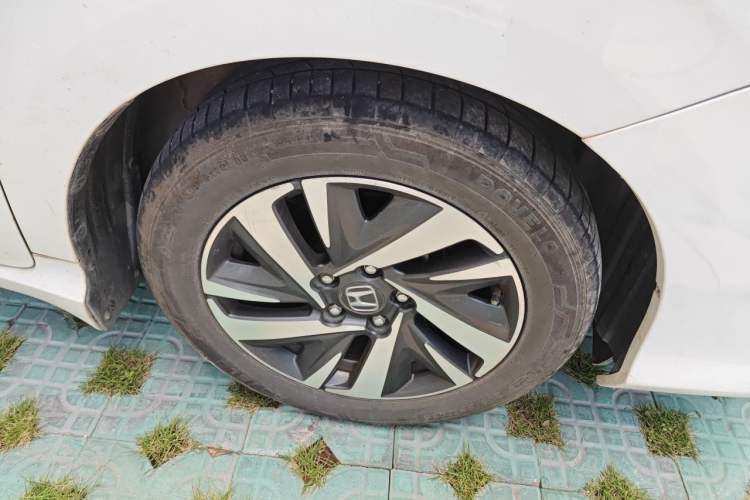Used Honda Crider 2019 180 Turbo CVT Leading Edition China V Right Front Wheel Hub