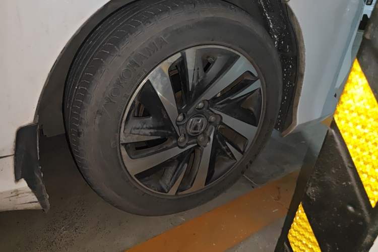 Used Honda Crider 2019 180 Turbo CVT Comfort Edition China V Right Front Wheel Hub