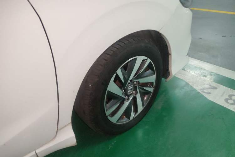 Used Honda Crider 2019 180 Turbo CVT Luxury Edition China V Right Front Wheel Hub