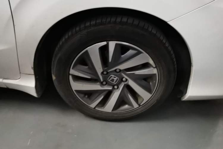 Used Honda Crider 2019 180 Turbo CVT Comfort Edition China V Right Front Wheel Hub