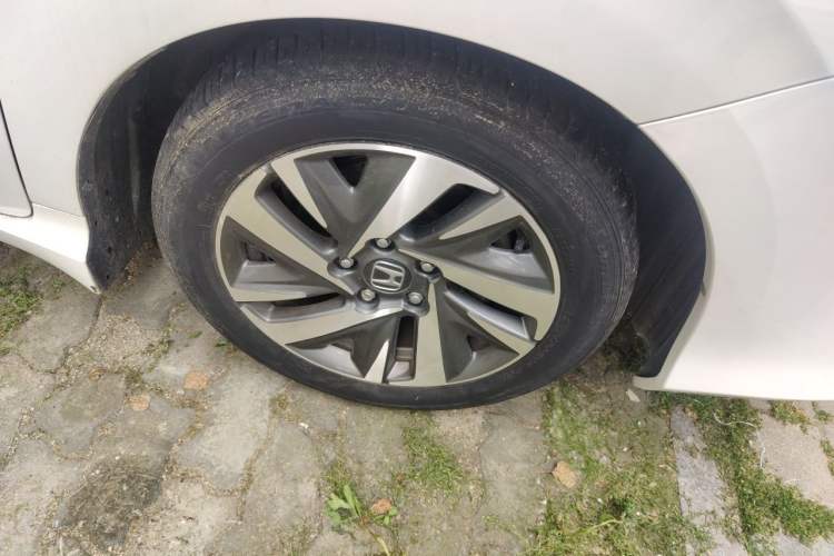 Used Honda Crider 2019 180 Turbo CVT Comfort Edition China V Right Front Wheel Hub