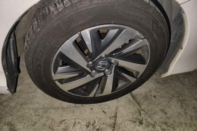 Used Honda Crider 2019 180 Turbo CVT Luxury Edition China V Right Front Wheel Hub