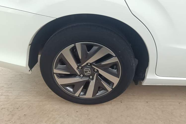 Used Honda Crider 2019 180 Turbo CVT Comfort Version China VI Right Rear Wheel Hub