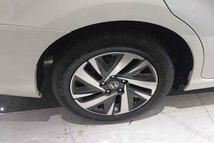 Used Honda Crider 2019 180 Turbo CVT Comfort Version China VI Right Rear Wheel Hub