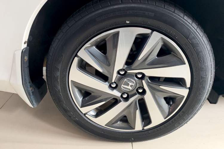 Used Honda Crider 2019 180 Turbo CVT Luxury Edition China VI Emission Standard Right Rear Wheel Hub