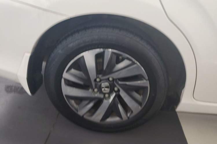 Used Honda Crider 2019 180 Turbo CVT Luxury Edition China V Right Rear Wheel Hub