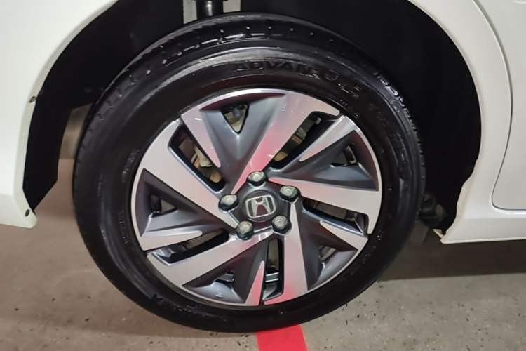 Used Honda Crider 2019 180 Turbo CVT Comfort Version China VI Right Rear Wheel Hub