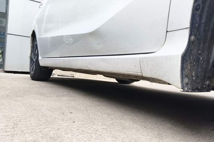 Used Honda Crider 2019 180 Turbo CVT Luxury Edition China V Right Side Sill