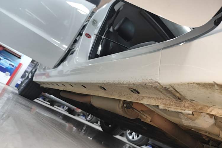 Used Honda Crider 2019 180 Turbo CVT Luxury Edition China VI Emission Standard Right Side Sill