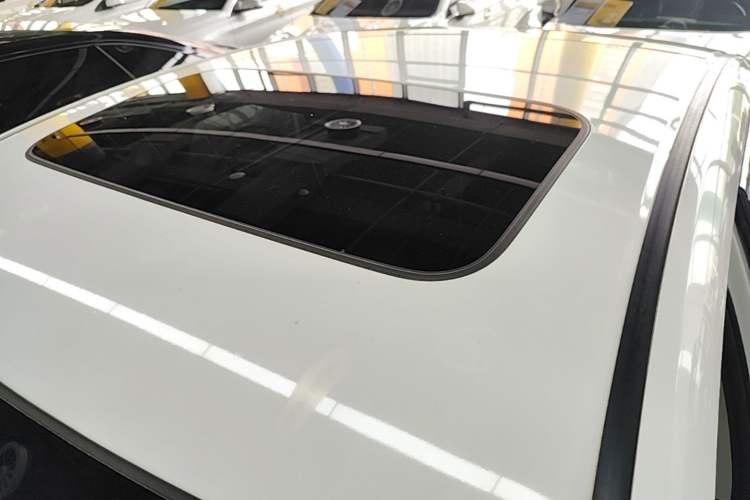 Used Honda Crider 2019 180 Turbo CVT Luxury Edition China VI Emission Standard Roof