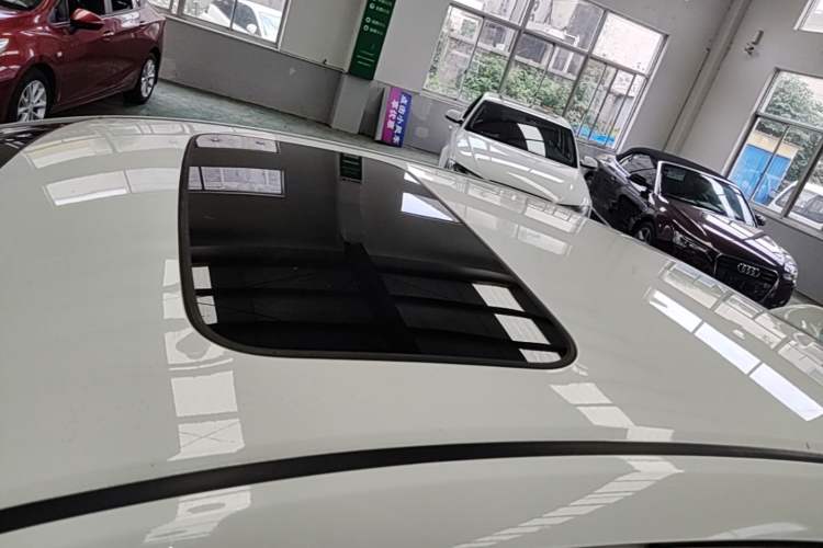 Used Honda Crider 2019 180 Turbo CVT Luxury Edition China VI Emission Standard Roof