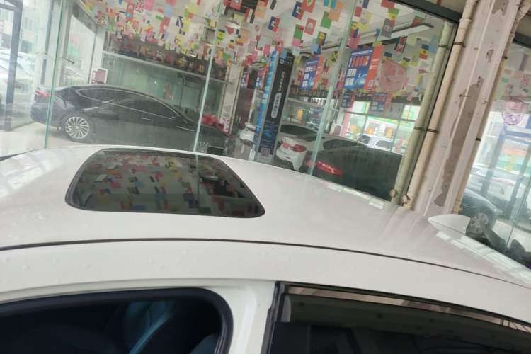 Used Honda Crider 2019 180 Turbo CVT Leading Edition China VI Roof