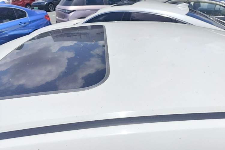 Used Honda Crider 2019 180 Turbo CVT Luxury Edition China VI Emission Standard Roof