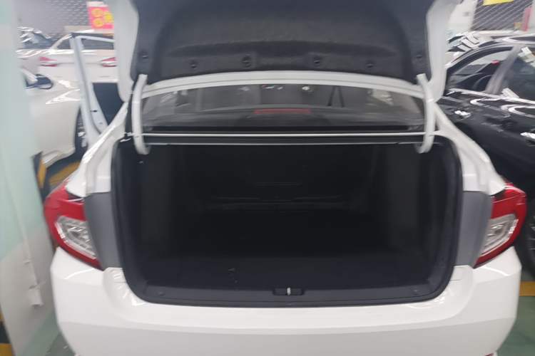 Used Honda Crider 2019 180 Turbo CVT Comfort Version China VI Trunk