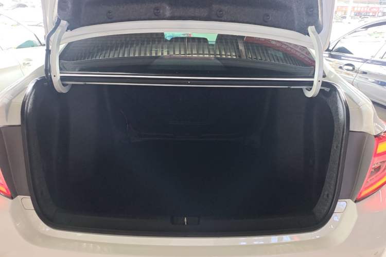 Used Honda Crider 2019 180 Turbo CVT Luxury Edition China VI Emission Standard Trunk
