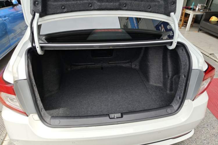 Used Honda Crider 2019 180 Turbo CVT Leading Edition China VI Trunk