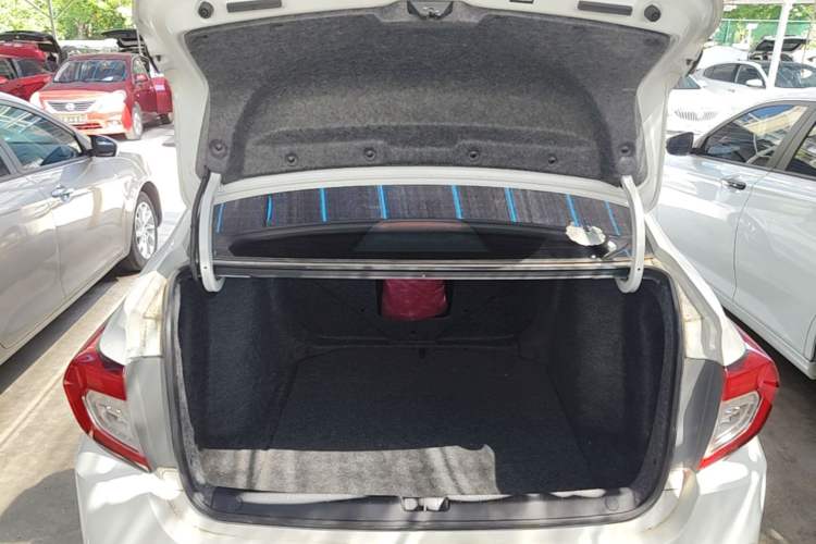 Used Honda Crider 2019 180 Turbo CVT Leading Edition China VI Trunk