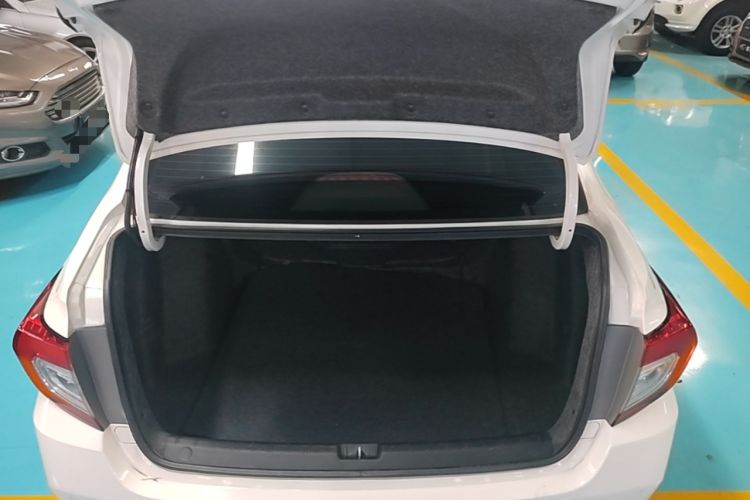 Used Honda Crider 2019 180 Turbo CVT Luxury Edition China VI Emission Standard Trunk