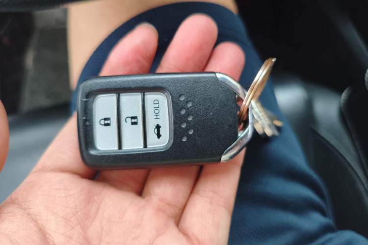 Used Honda Crider 2019 180 Turbo CVT Luxury Edition China VI Emission Standard Vehicle Key