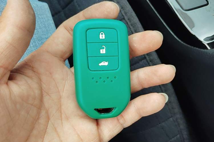 Used Honda Crider 2019 180 Turbo CVT Luxury Edition China VI Emission Standard Vehicle Key