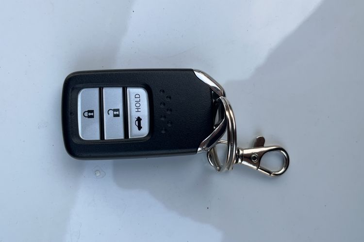 Used Honda Crider 2019 180 Turbo CVT Luxury Edition China VI Emission Standard Vehicle Key