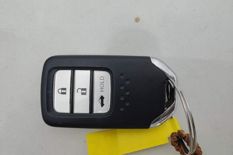 Used Honda Crider 2019 180 Turbo CVT Luxury Edition China VI Emission Standard Vehicle Key