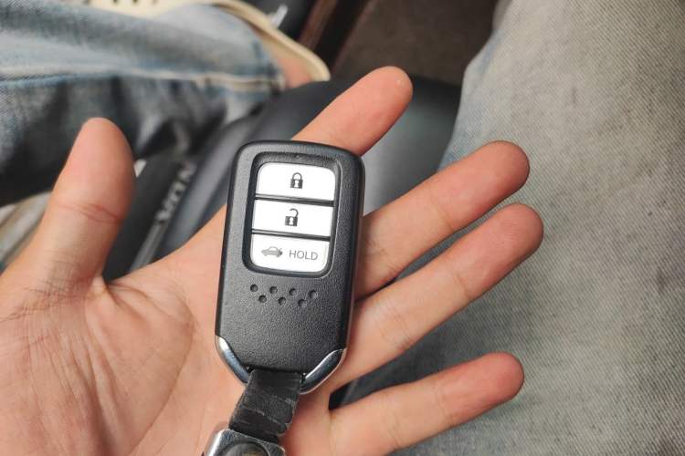 Used Honda Crider 2019 180 Turbo CVT Luxury Edition China VI Emission Standard Vehicle Key