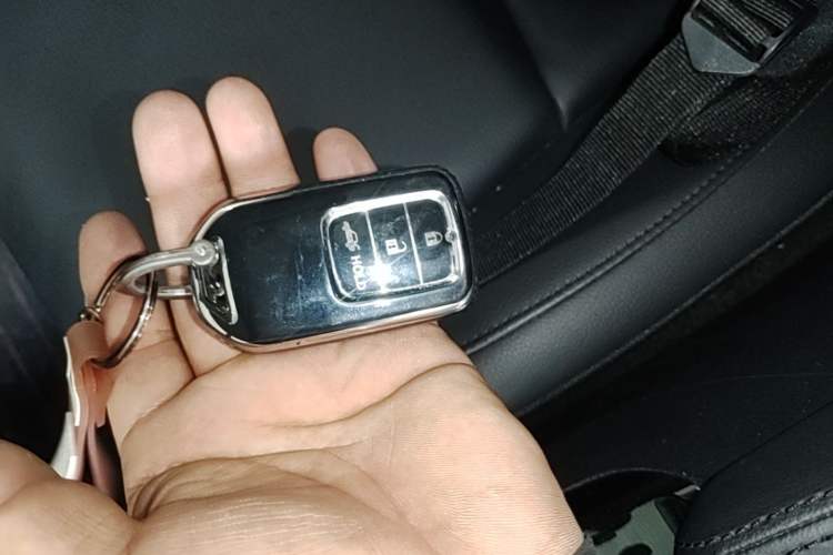 Used Honda Crider 2019 180 Turbo CVT Luxury Edition China VI Emission Standard Vehicle Key