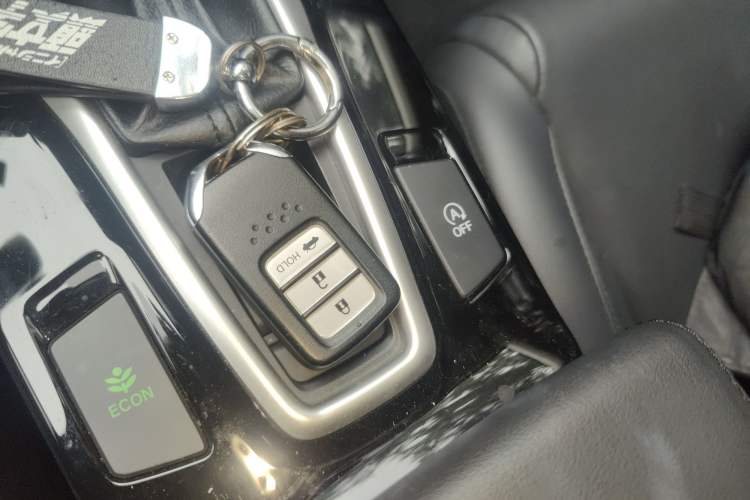Used Honda Crider 2019 180 Turbo CVT Luxury Edition China VI Emission Standard Vehicle Key