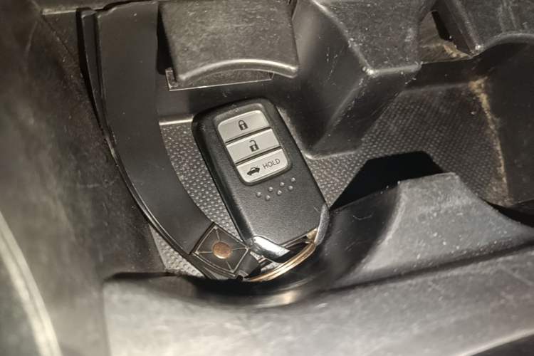 Used Honda Crider 2019 180 Turbo CVT Comfort Version China VI Vehicle Key