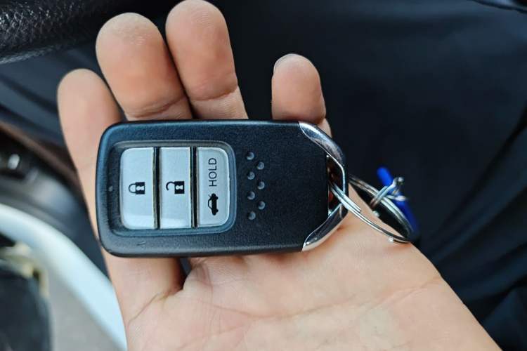 Used Honda Crider 2019 180 Turbo CVT Luxury Edition China VI Emission Standard Vehicle Key