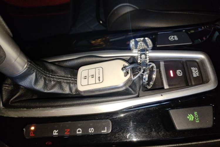 Used Honda Crider 2019 180 Turbo CVT Luxury Edition China VI Emission Standard Vehicle Key