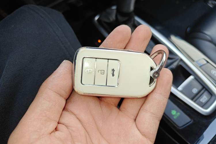 Used Honda Crider 2019 180 Turbo CVT Luxury Edition China VI Emission Standard Vehicle Key