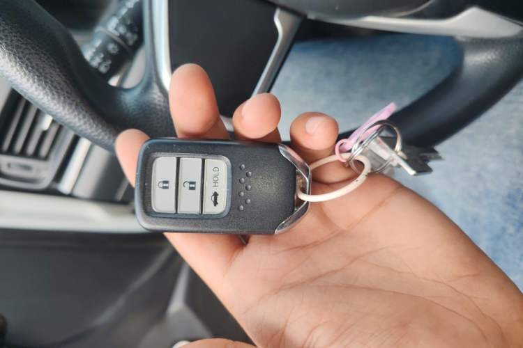 Used Honda Crider 2019 180 Turbo CVT Luxury Edition China VI Emission Standard Vehicle Key
