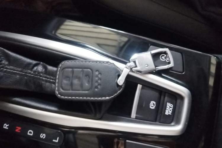 Used Honda Crider 2019 180 Turbo CVT Luxury Edition China VI Emission Standard Vehicle Key