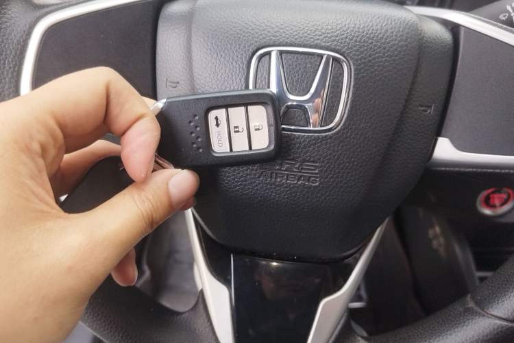 Used Honda Crider 2019 180 Turbo CVT Luxury Edition China VI Emission Standard Vehicle Key