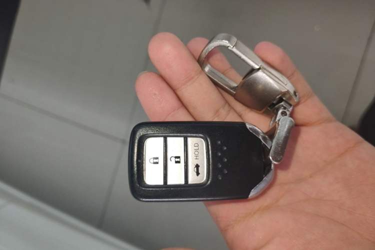 Used Honda Crider 2019 180 Turbo CVT Luxury Edition China V Vehicle Key