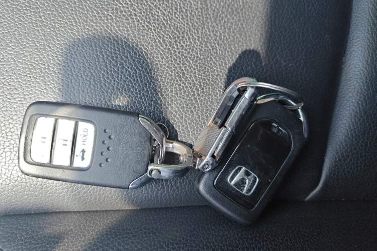 Used Honda Crider 2019 180 Turbo CVT Luxury Edition China VI Emission Standard Vehicle Key