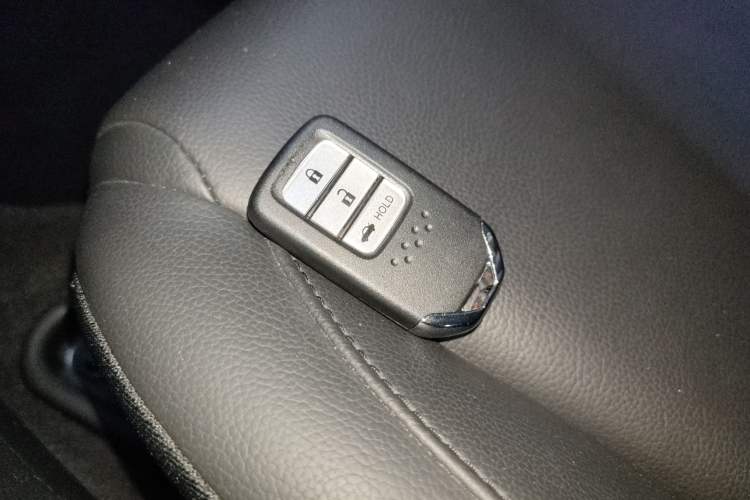 Used Honda Crider 2019 180 Turbo CVT Luxury Edition China VI Emission Standard Vehicle Key