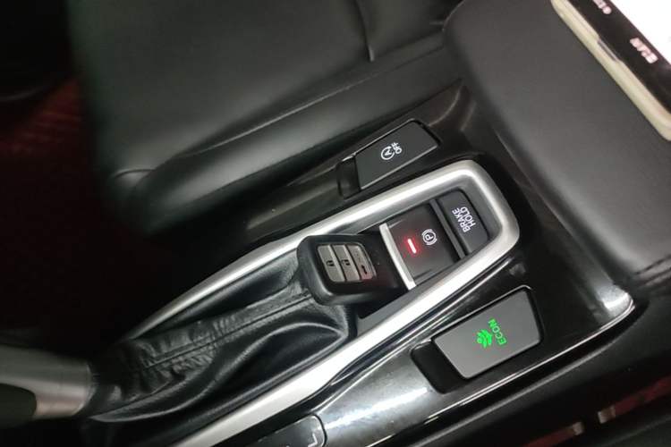 Used Honda Crider 2019 180 Turbo CVT Luxury Edition China VI Emission Standard Vehicle Key