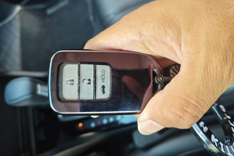 Used Honda Crider 2019 180 Turbo CVT Luxury Edition China VI Emission Standard Vehicle Key
