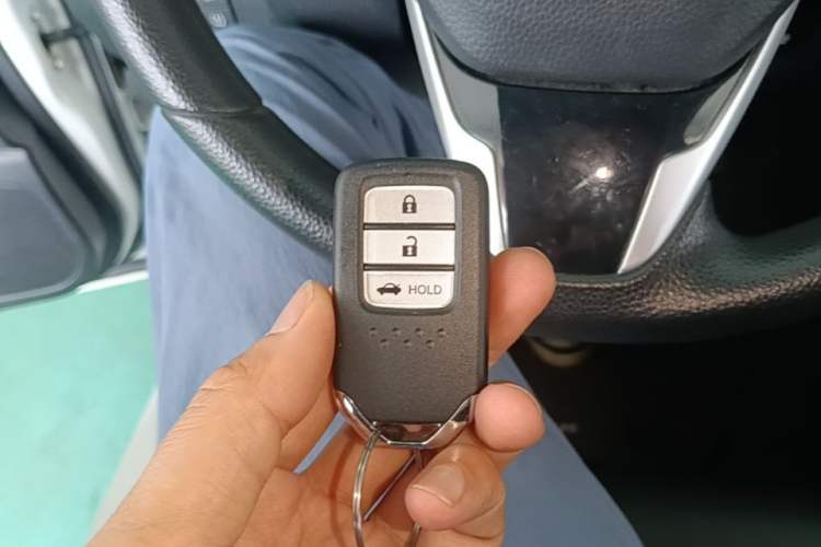 Used Honda Crider 2019 180 Turbo CVT Luxury Edition China VI Emission Standard Vehicle Key