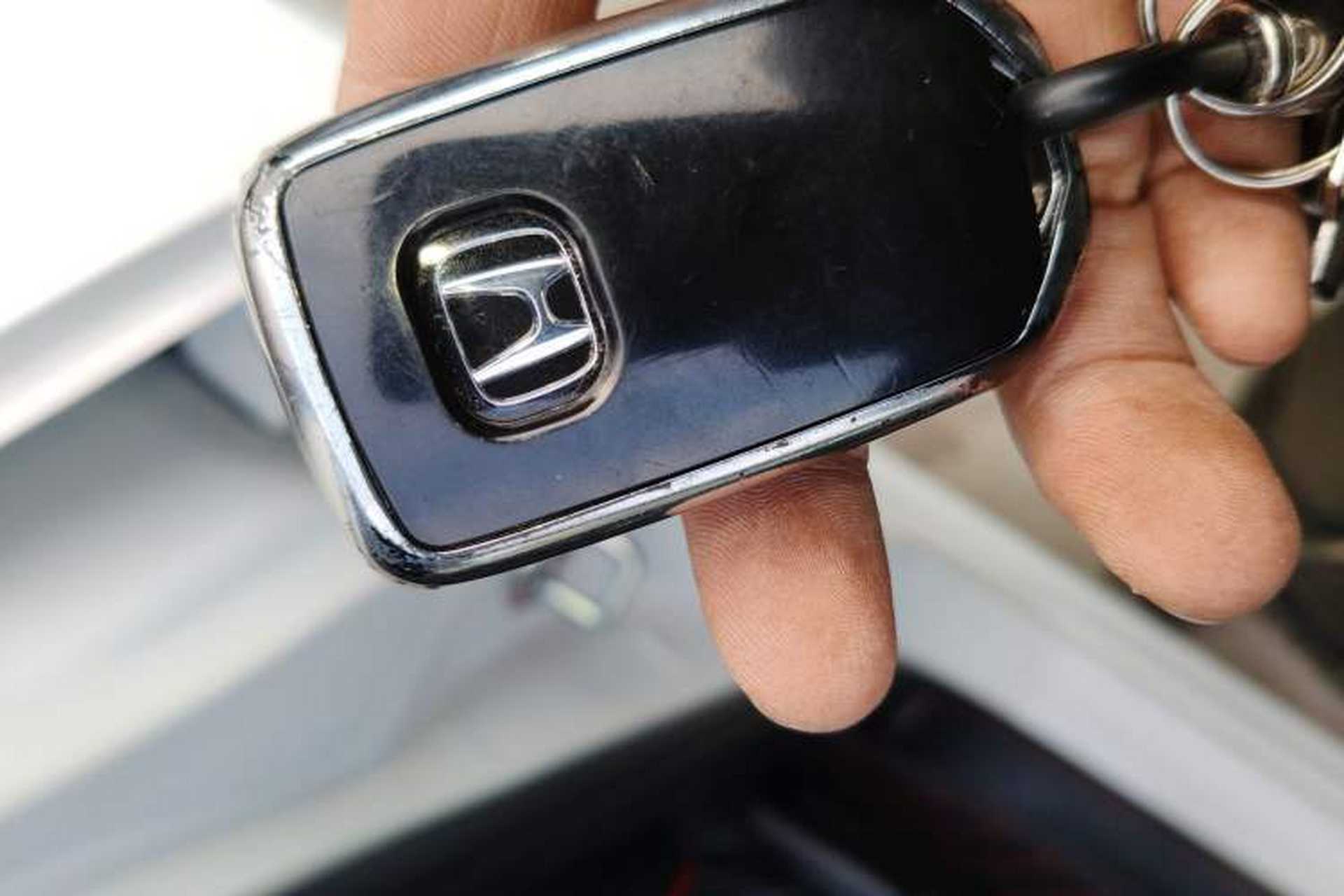 Used Honda Crider 2019 180 Turbo CVT Luxury Edition China VI Emission Standard Vehicle Key