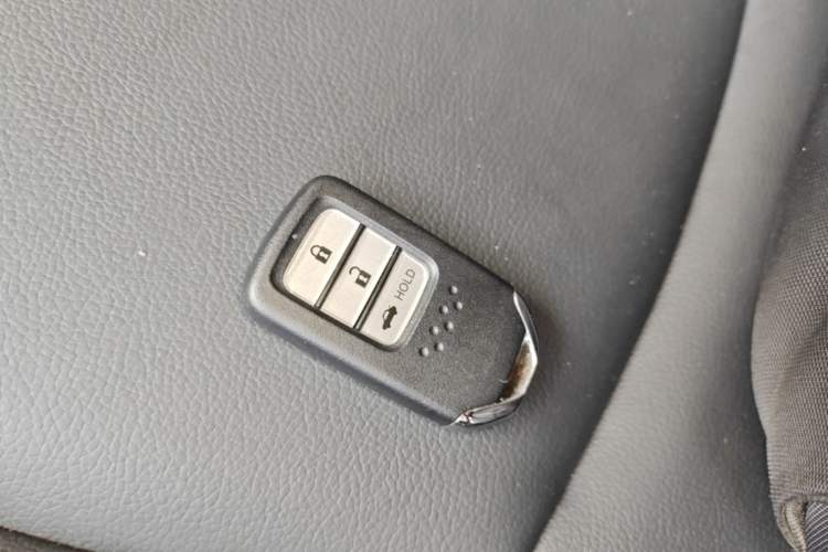 Used Honda Crider 2019 180 Turbo CVT Luxury Edition China VI Emission Standard Vehicle Key