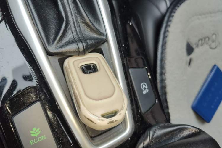 Used Honda Crider 2019 180 Turbo CVT Luxury Edition China VI Emission Standard Vehicle Key