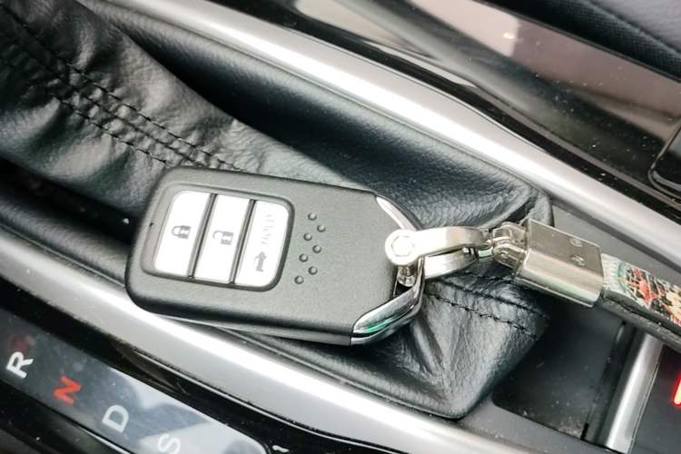 Used Honda Crider 2019 180 Turbo CVT Luxury Edition China VI Emission Standard Vehicle Key