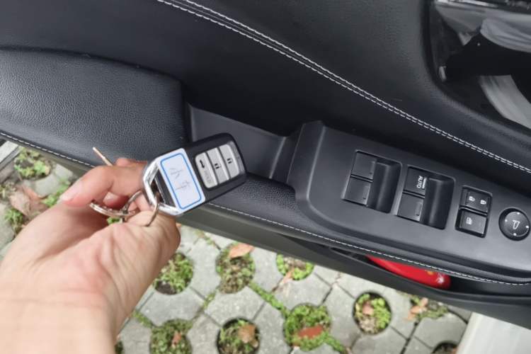 Used Honda Crider 2019 180 Turbo CVT Comfort Version China VI Vehicle Key