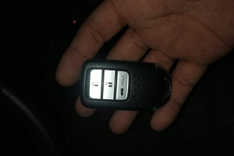 Used Honda Crider 2019 180 Turbo CVT Luxury Edition China VI Emission Standard Vehicle Key
