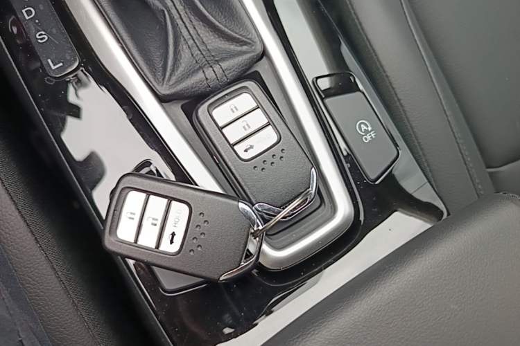 Used Honda Crider 2019 180 Turbo CVT Luxury Edition China VI Emission Standard Vehicle Key