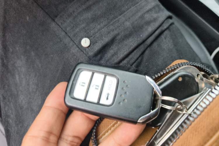 Used Honda Crider 2019 180 Turbo CVT Luxury Edition China V Vehicle Key